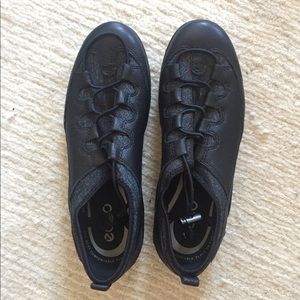 ECCO black sneakers NWOT